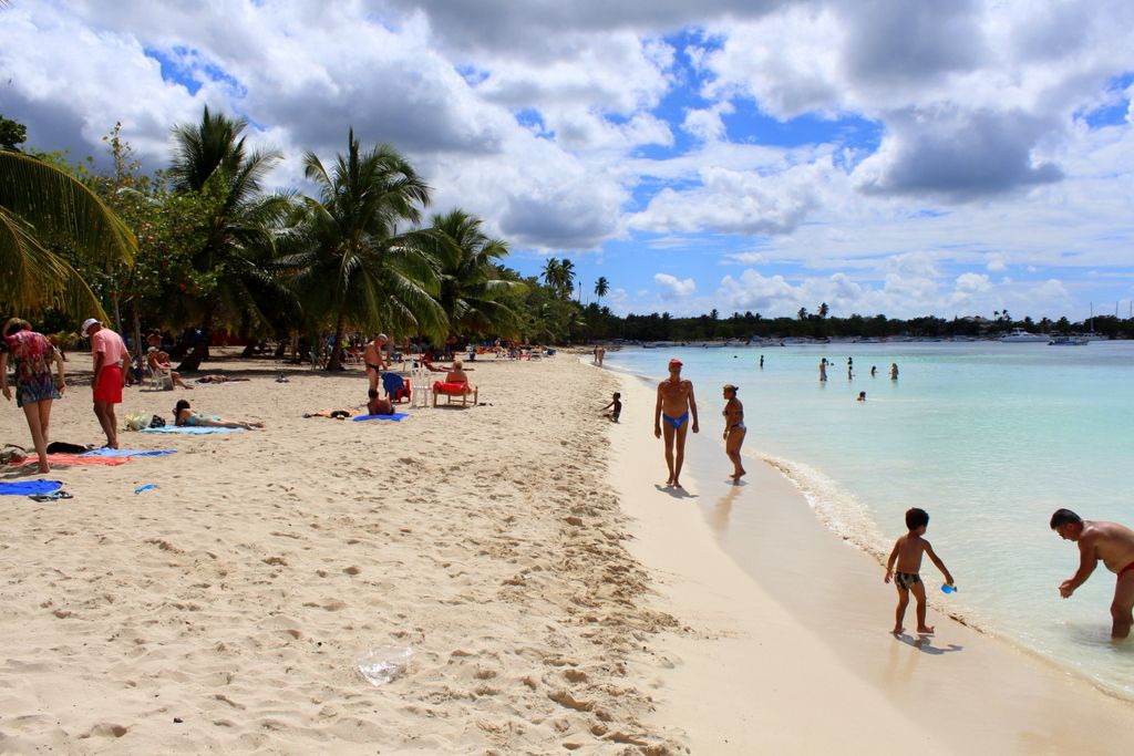 bayahibe public beach