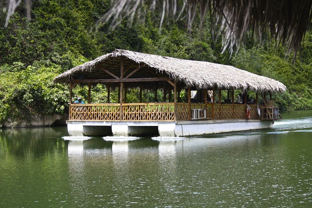 riverboat chavon river